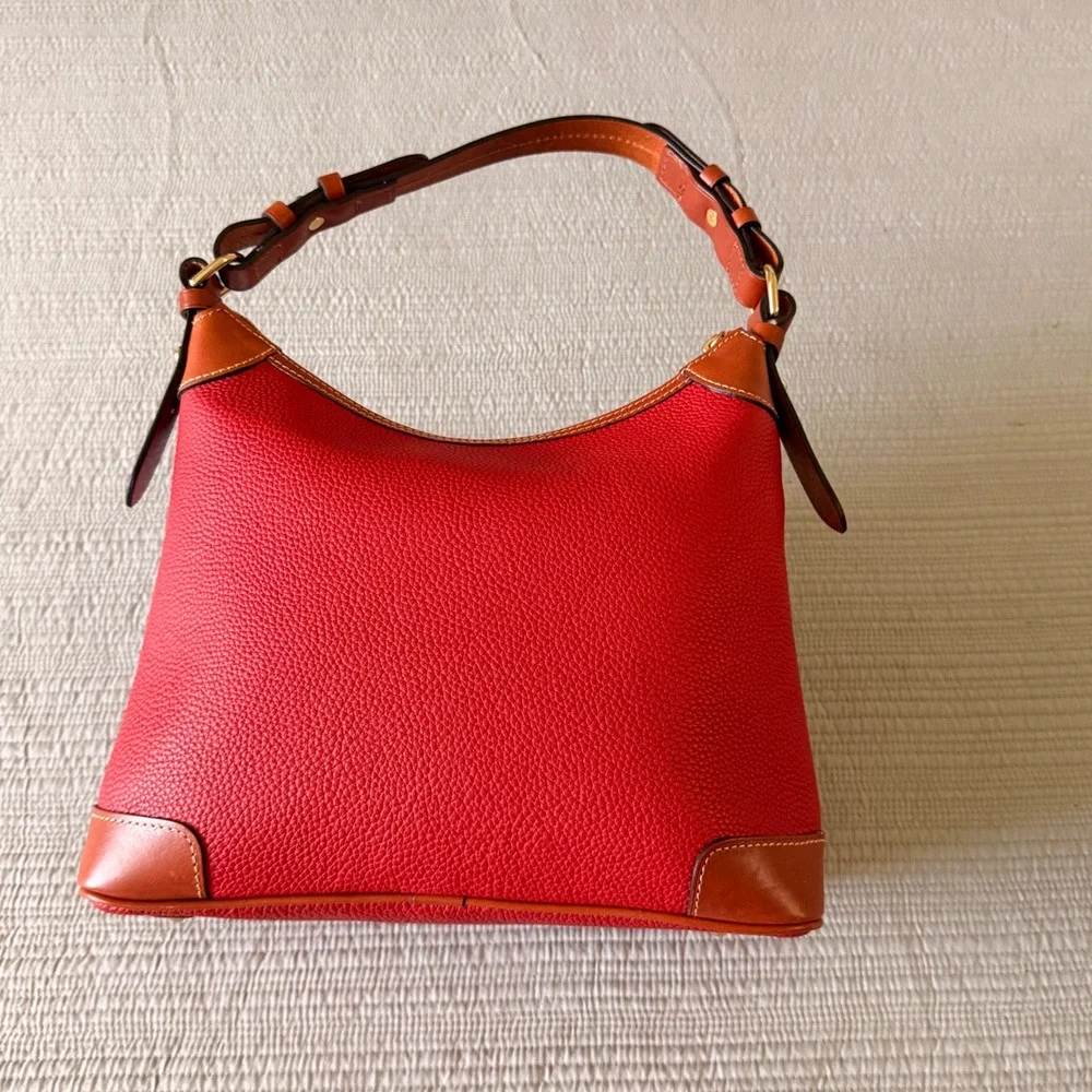 New Dooney & Bourke Women's Red Pebbled Leather Hobo Shoulder Bag Gold Hardware